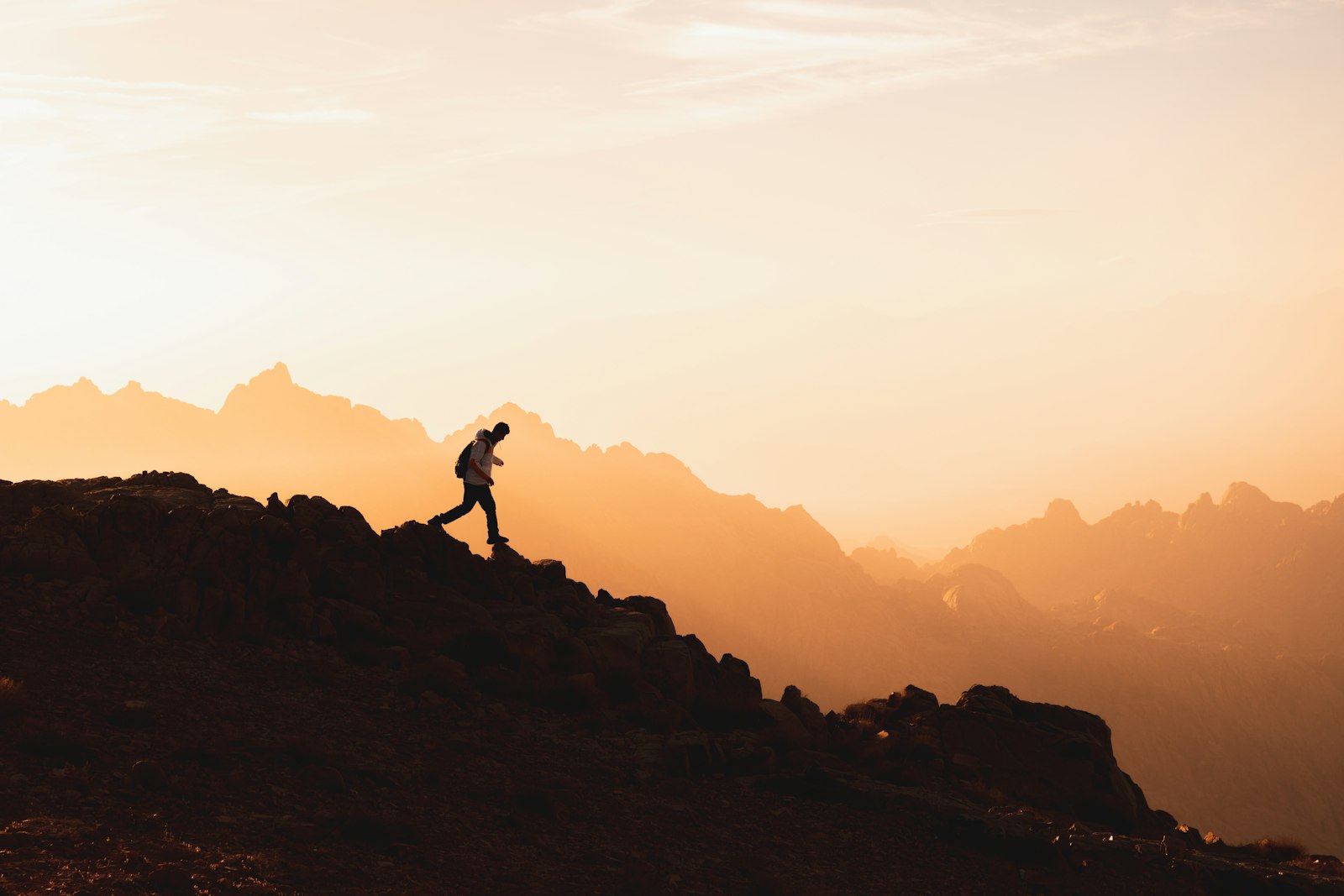 Off-Grid Internet: A Buyer’s Guide
